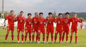 综合体育热门话题讨论 赛场内外焦点事件